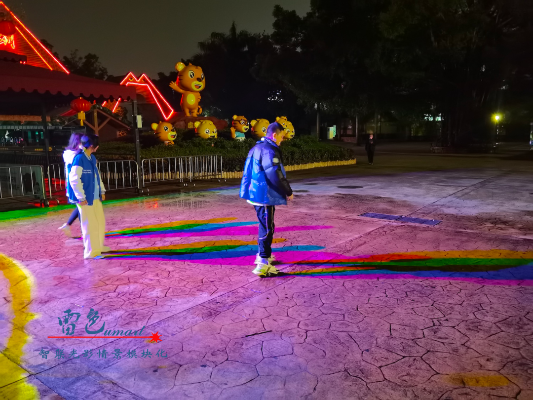 雷色光電打造《夢(mèng)境光語(yǔ)》夜場(chǎng)燈光秀震撼來(lái)襲！(圖32)